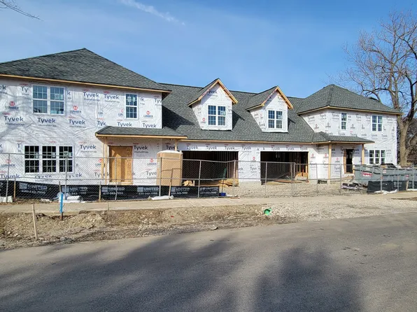 5806 58th St #5804, Clarendon Hills, IL 60514