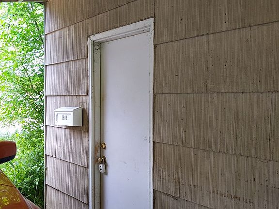 2nd image of 2903 High St