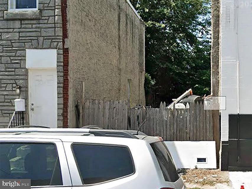 1st image of 2136 E Cambria St