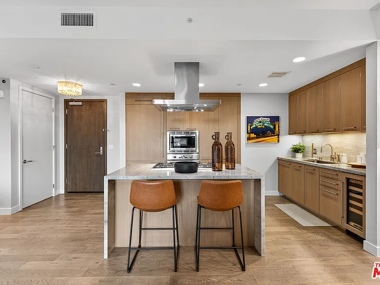 1755 Ocean Ave #702 — Photo 4