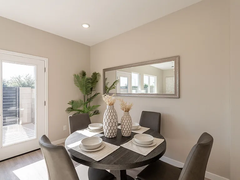 Parkview Townhomes — Photo 8