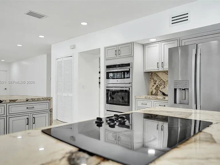 4024 Frances Dr — Photo 19