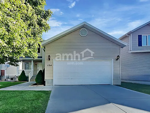 154 Crystal Bay Dr Photo 1