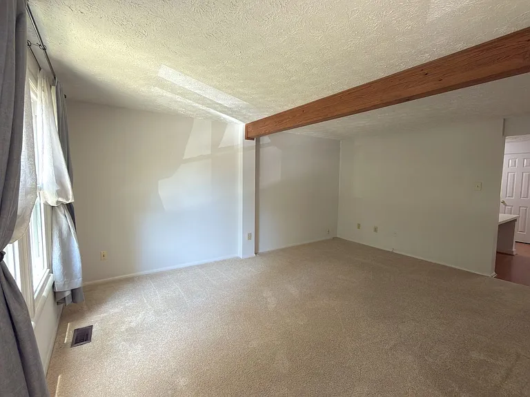 5519 Inverness Woods Ct — Photo 4