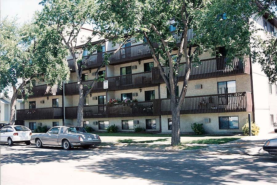 1st image of 1224 7th Ave N #405124