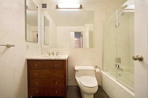 Rented by Tabak Real Estate | media 22