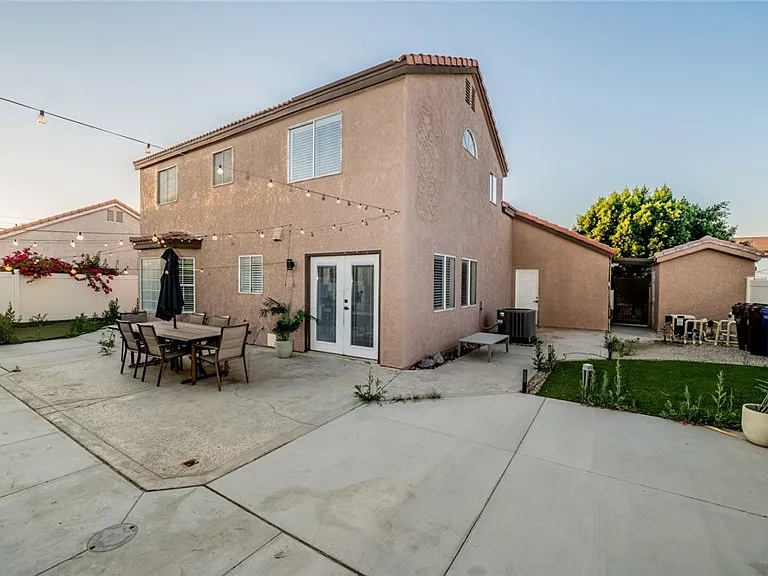 80940 Shenandoah Ave — Photo 16