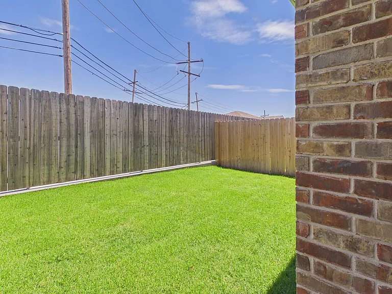 2757 Paisley Rd — Photo 33