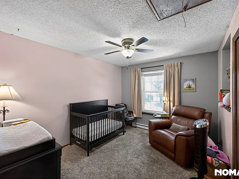 6913 Wolff St — Photo 31