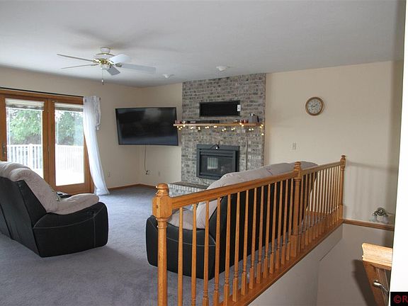 5th image of 304 Windcrest Ln SE