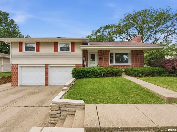 2825 N Lehman Rd, Peoria, IL 61604