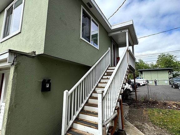 3rd image of 1840 Mill St #F