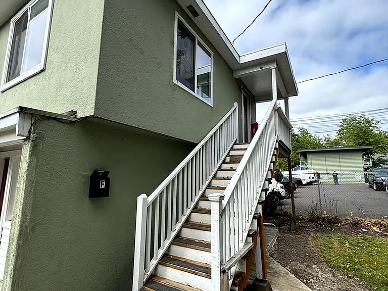 1840 Mill St #F — Photo 3