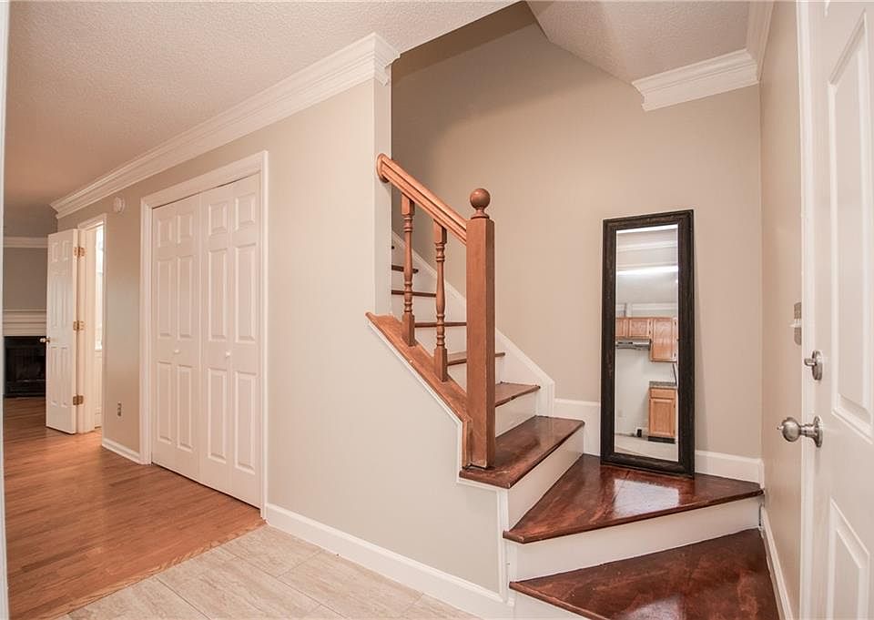 1st image of 684 Coventry Township Ln