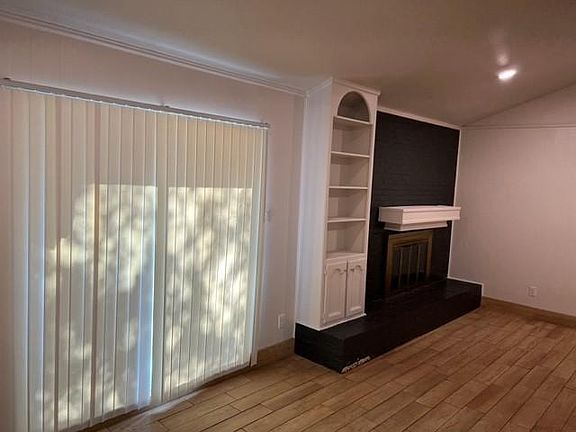 5th image of 2501 San Diego Dr