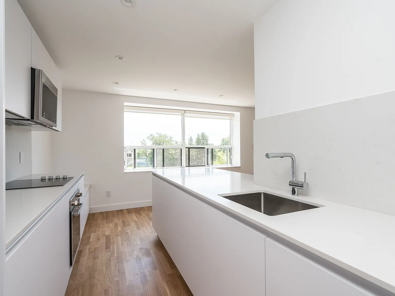 55 Eccleston Drive — Photo 3