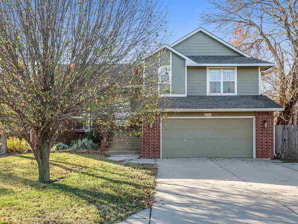 1st image of 2513 N Tamarisk St