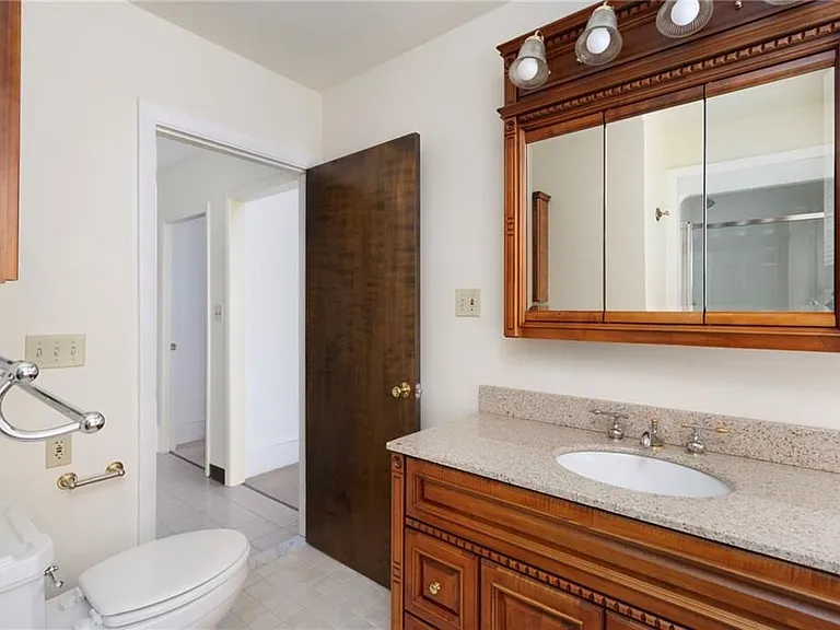 246 George Waterman Rd #2 — Photo 16
