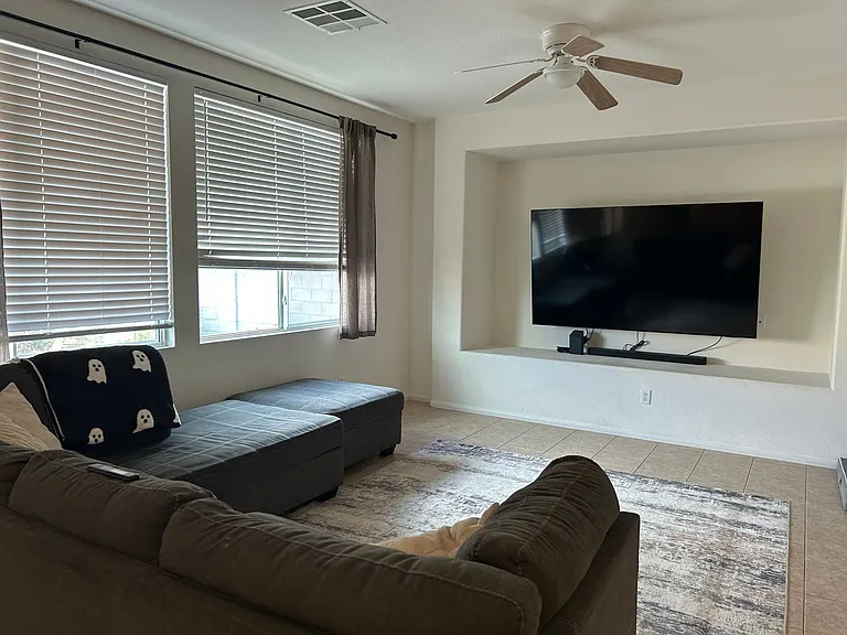 5832 Vista Luna St — Photo 10