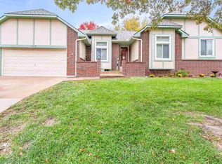 123 Dogwood Ct, Andover, KS 67002