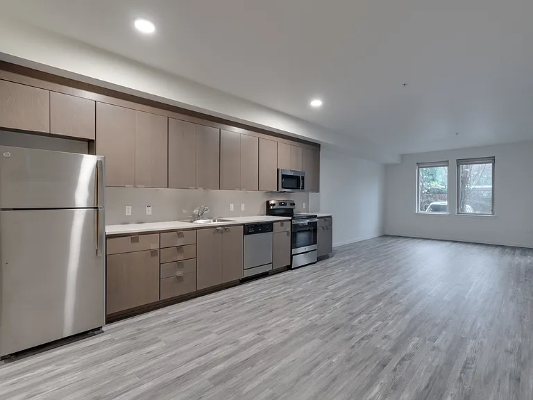 The 72nd Apartments — Photo 58