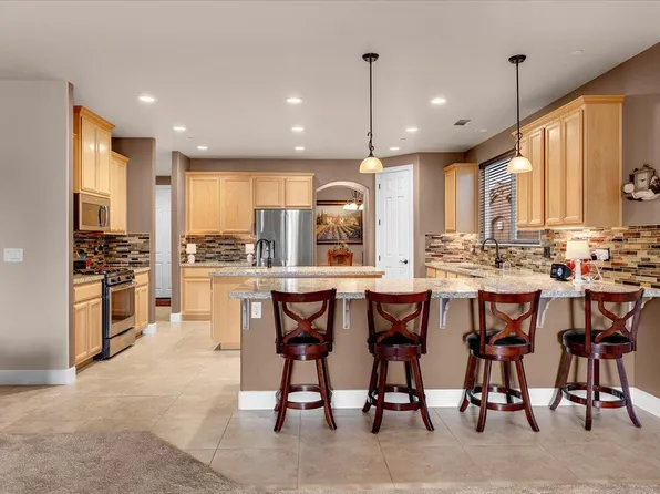 6126 Lucca Trl, Redding, CA 96003
