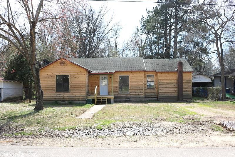 1st image of 815 W Dequincy Ave