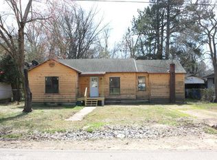 815 W Dequincy Ave, De Queen, AR 71832