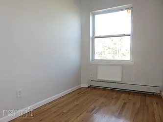 Rented by Rennit Inc.