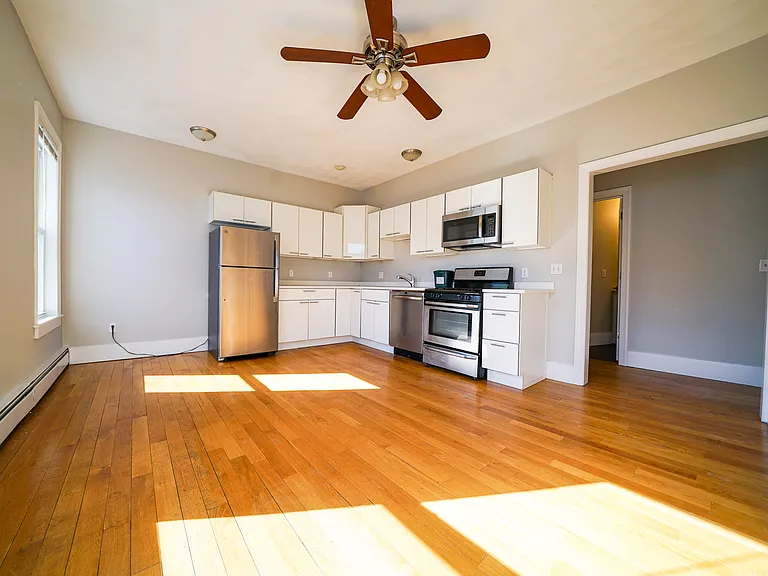 33 Portsmouth St #3 — Photo 7