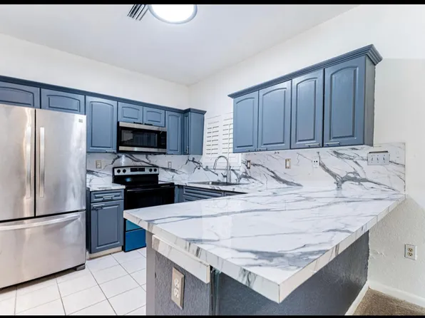 2320 NW 52nd St #B, Miami, FL 33142