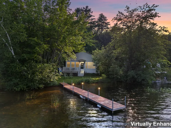 6 Plummer Drive, Raymond, ME 04071