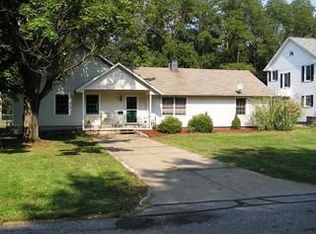 15 Overlook Rd, Painesville, OH 44077