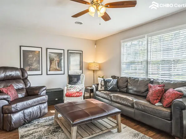 7409 Longstreet Dr, Raleigh, NC 27615