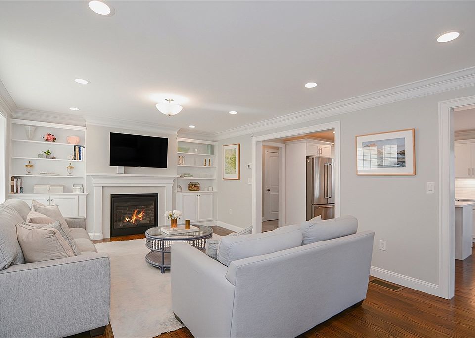 34 Wyvern 34, Roslindale, MA 02131 Zillow