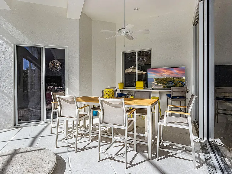 720 Turkey Oak Ln — Photo 26
