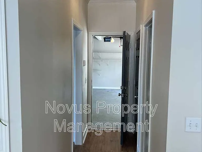 106 Turtle Pointe Dr — Photo 8