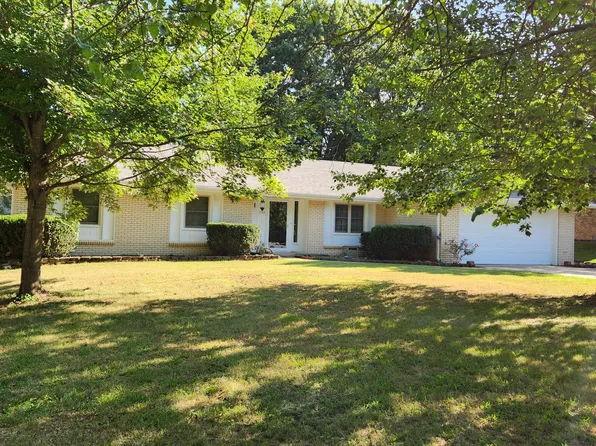 1784 E Lakewood Street, Springfield, MO 65804