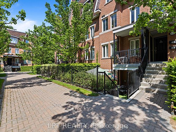 3rd image of 312 John St #362