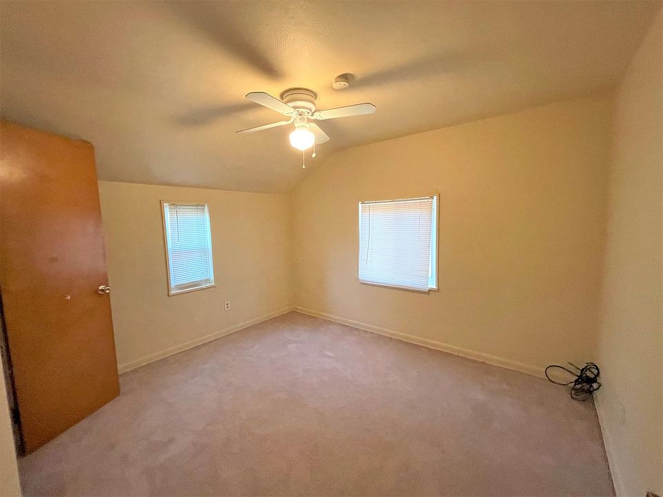 2nd image of 423 Elias Dr