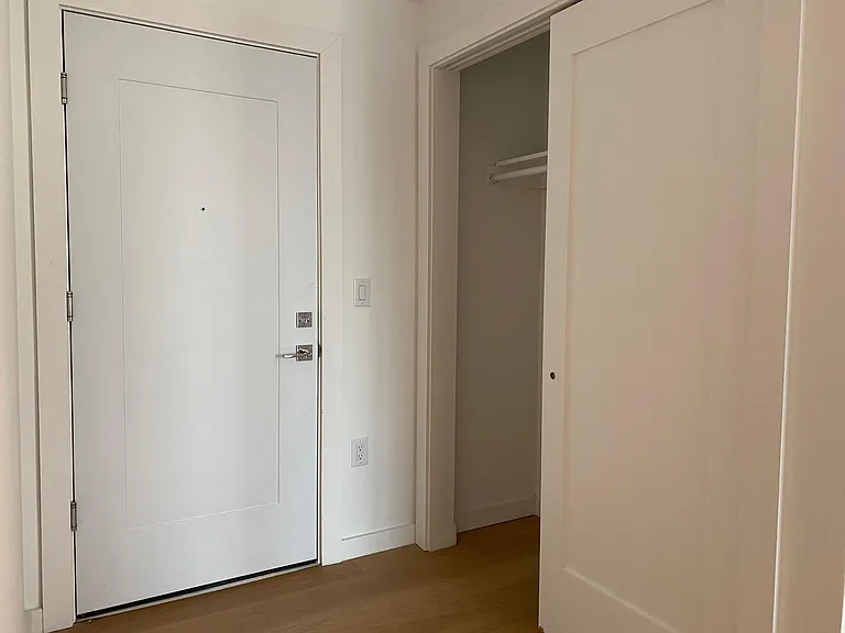 401 Jackson St #2 — Photo 9