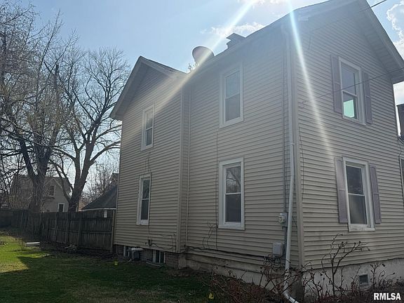 5th image of 118 E Archer Ave