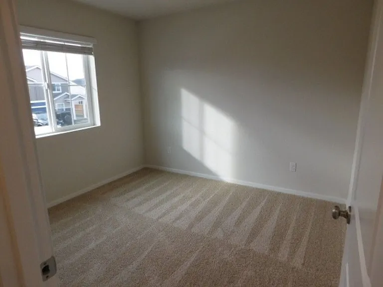 4737 Navigation Ave NE — Photo 20