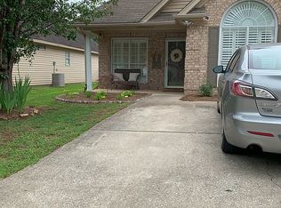 4063 Forest Lakes Rd, Sterrett, AL 35147