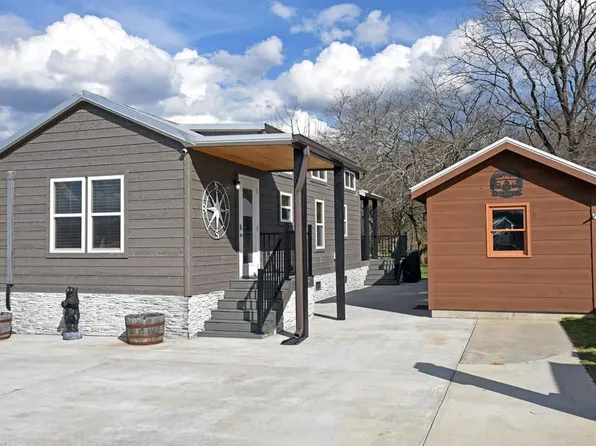 435 Golden Nugget Rd, Blairsville, GA 30512