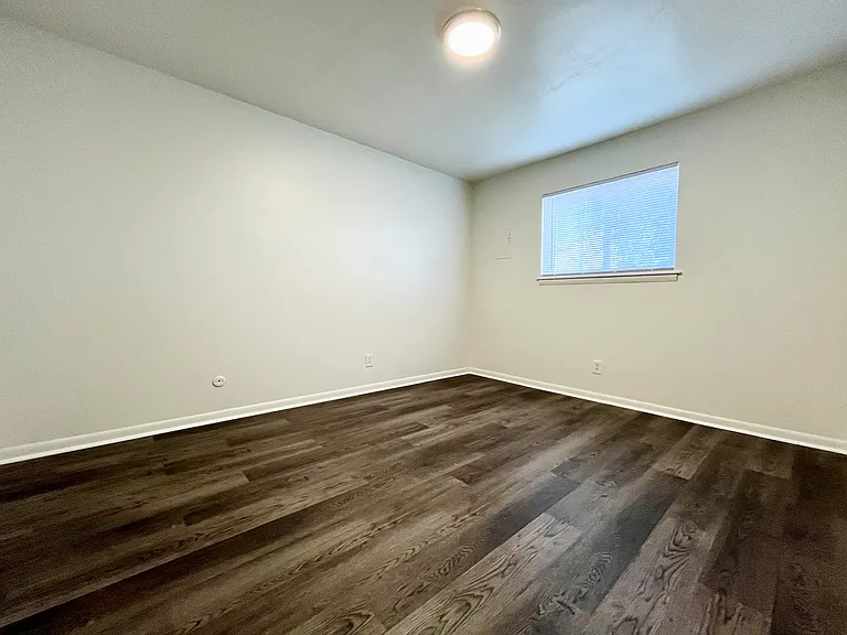 Enfield Gardens Apartments — Photo 7