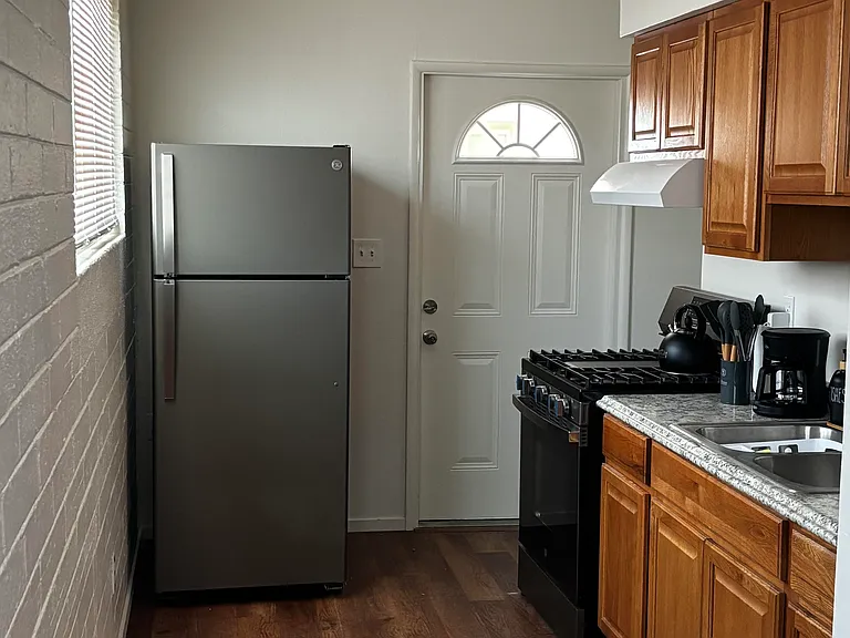 2300 S 7th Ave #2300 — Photo 11