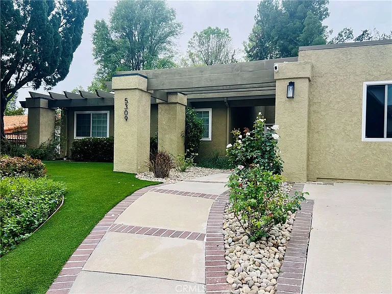 5309 Lockhurst Dr — Photo 28