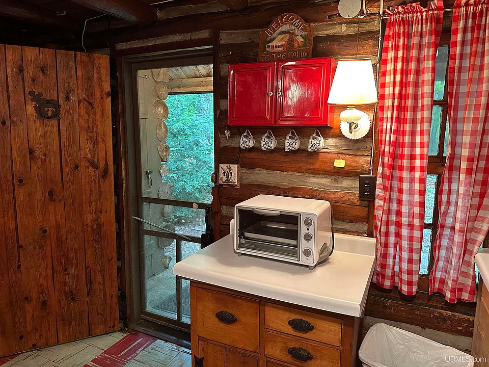 10695 Government Rd, Manistique, MI 49854 Zillow