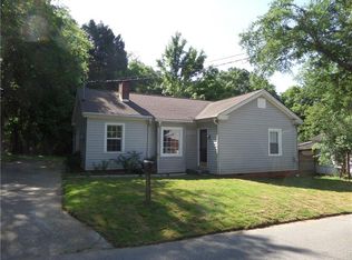 4444 Park St, Acworth, GA 30101